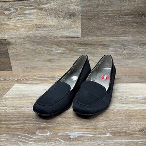 Bandolino Black Suede Patent Leather Trim Heel Women's Size 10